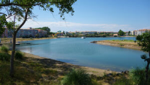 circuit dans la ville chose incontournable au cap d'agde à visiter