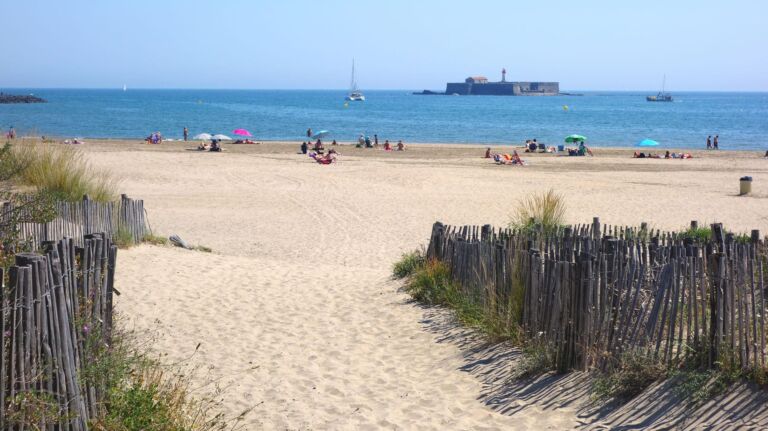 portfolio circuit ouest les petits trains visites touristiques plage sable fin, activité à faire au cap d'agde