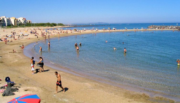 les petits trains du cap d'agde grandes les plages baignades touristes